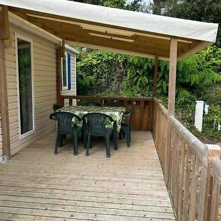 Mobile-home 4 Personnes 5* *