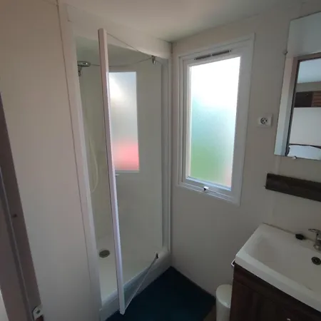 Mobile-home 4 Personnes 5* * Saint-Georges-de-Didonne